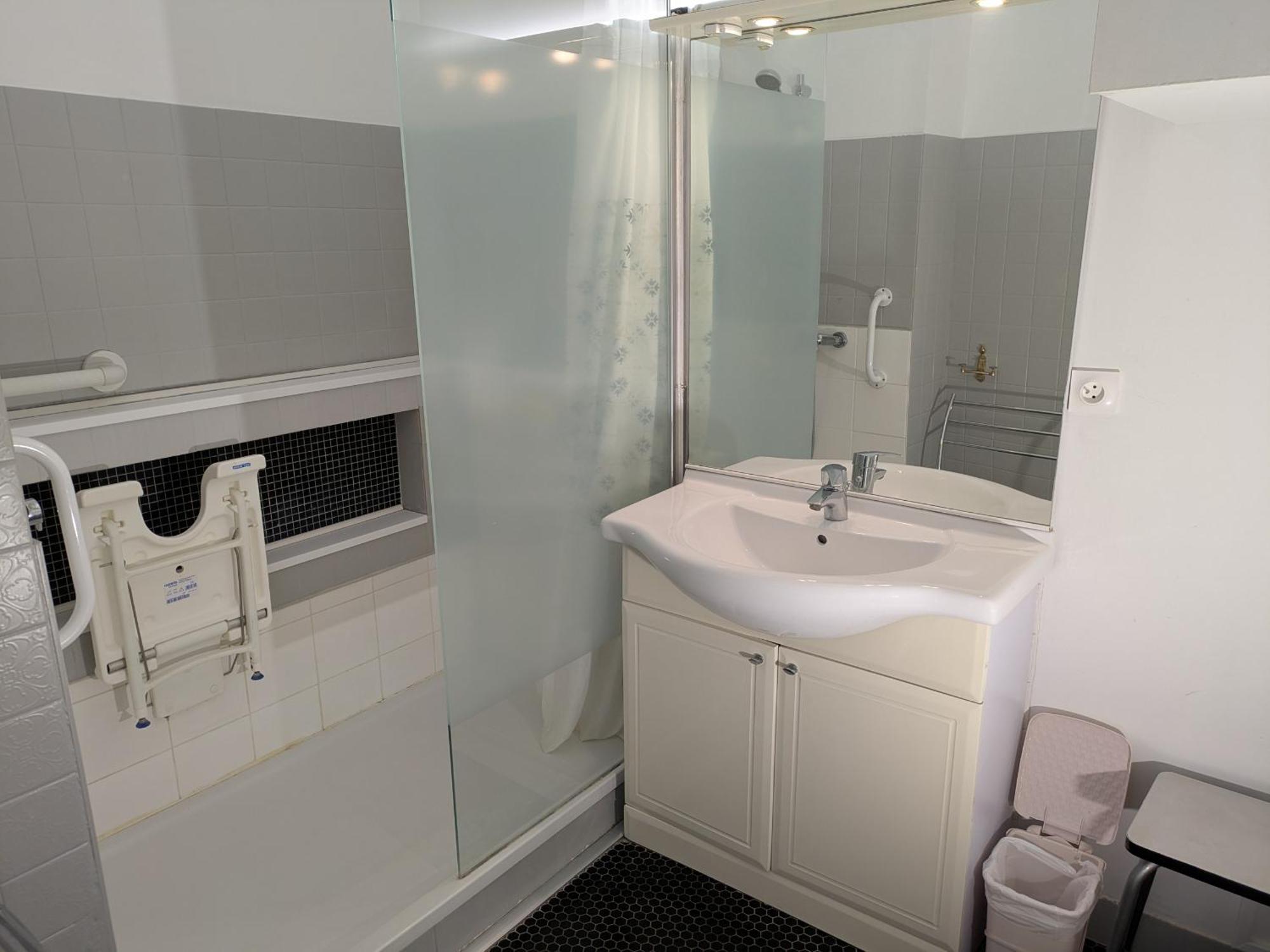 Appartement Vue Mer 180Deg Saint-Georges-de-Didonne Exterior photo